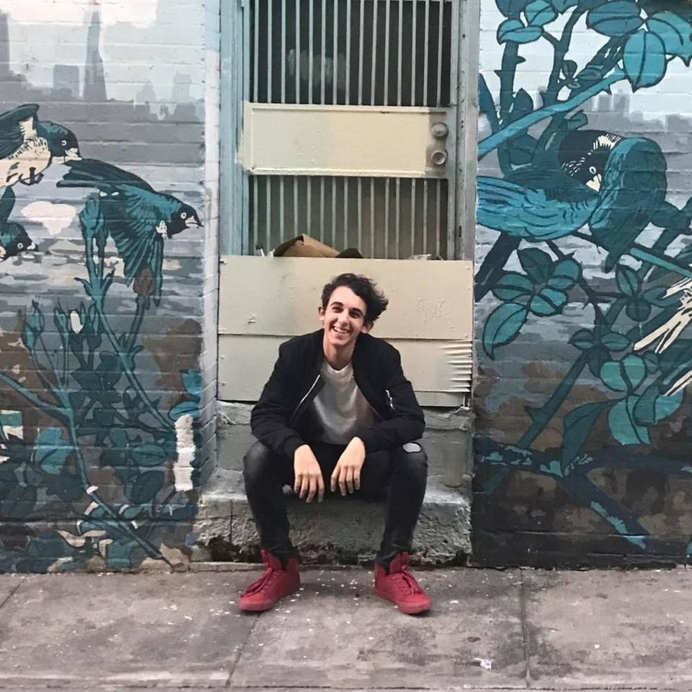Meet your Posher, Kadin